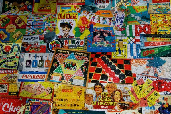 Quels jeux de société favorisent le mieux l'apprentissage en groupe ?