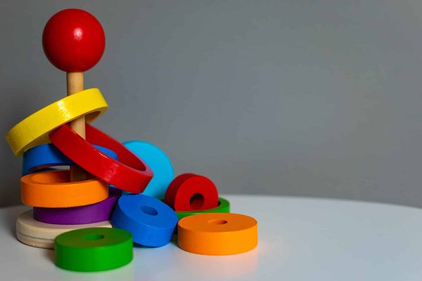 Comment différencier les jouets éducatifs des jouets ordinaires ?